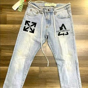Offwhite Men Slim Jeans (Size 32)